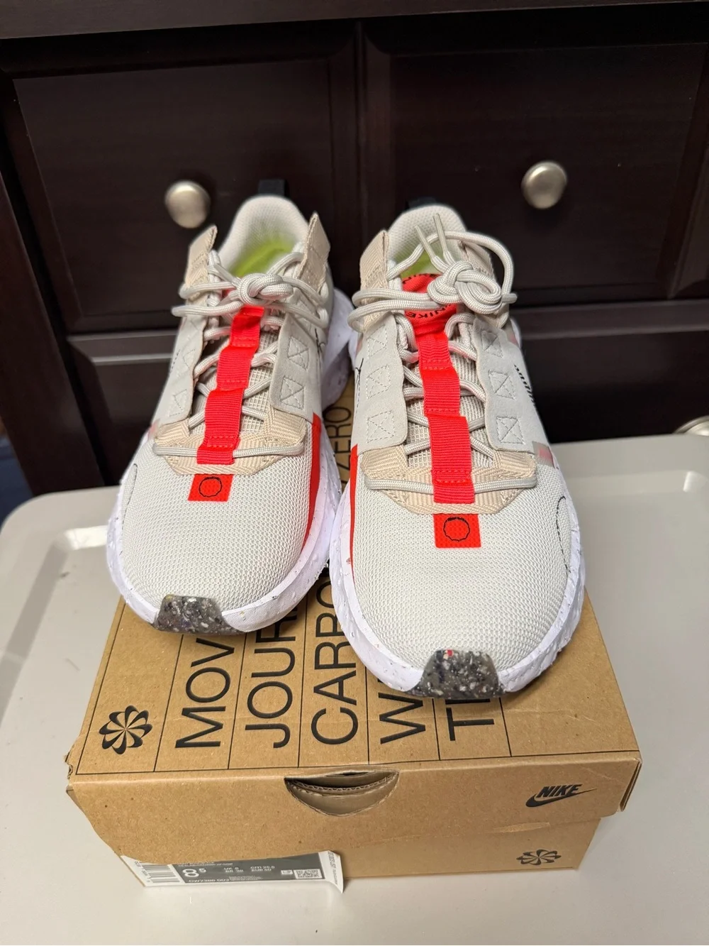 Nike Crater Impact orange size 8.5 w